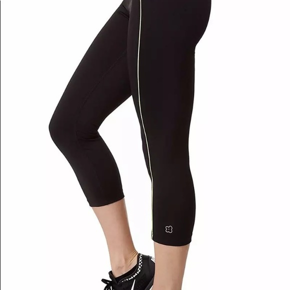 Central Park Womens Leggings Black Green Capri M - Picture 2 of 4